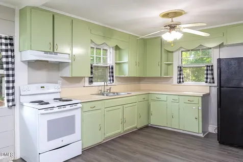 103 E Rose Street Smithfield NC 27577