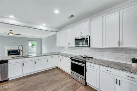 372 Sugarpine Trail Clayton NC 27520