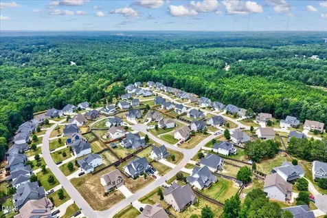 372 Sugarpine Trail Clayton NC 27520