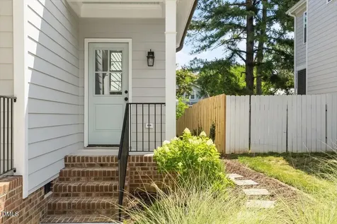 203 Baggett Avenue Raleigh NC 27604