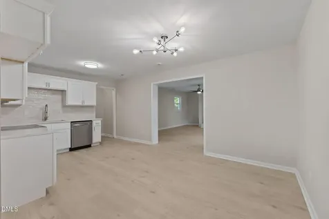 7361 Hyannis Drive Fayetteville NC 28304