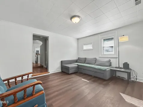 4386 S Highway 301 Four Oaks NC 27524