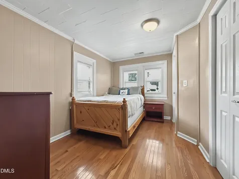4386 S Highway 301 Four Oaks NC 27524