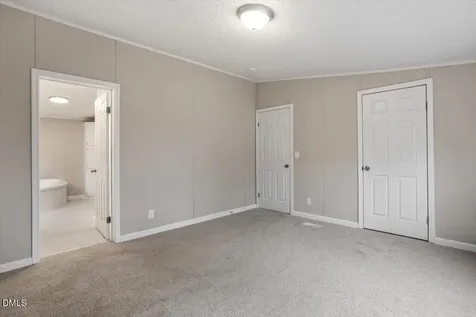 304 E Pope Avenue Kenly NC 27542