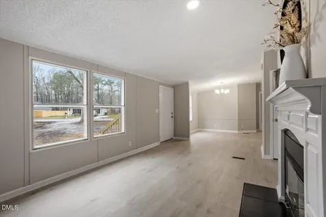 304 E Pope Avenue Kenly NC 27542