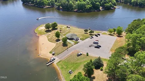 627 Shawnee Drive Louisburg NC 27549