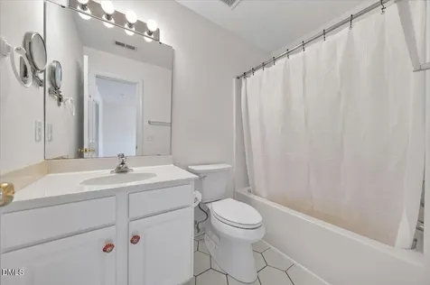 8708 Belford Valley Lane Raleigh NC 27615