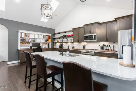 185 Balmoral Court Burlington NC 27215