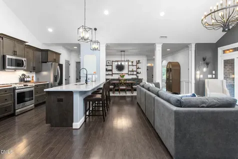 185 Balmoral Court Burlington NC 27215