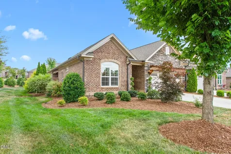 185 Balmoral Court Burlington NC 27215