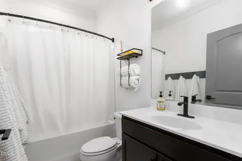185 Balmoral Court Burlington NC 27215