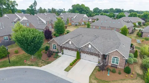 185 Balmoral Court Burlington NC 27215