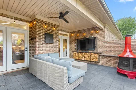 185 Balmoral Court Burlington NC 27215