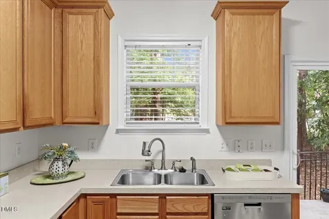 513 Elm Avenue Wake Forest NC 27587