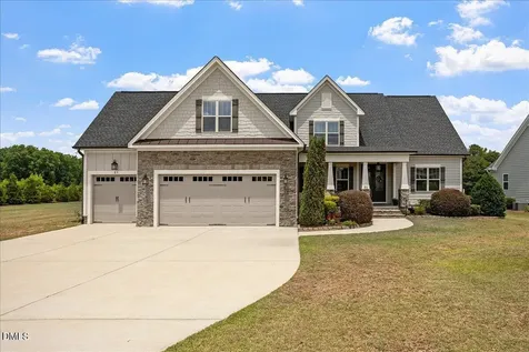 21 Home Run Alley Benson NC 27504