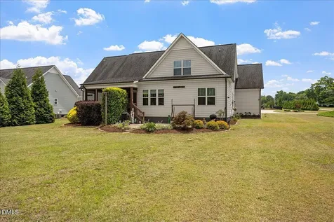 21 Home Run Alley Benson NC 27504