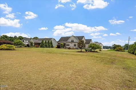 21 Home Run Alley Benson NC 27504