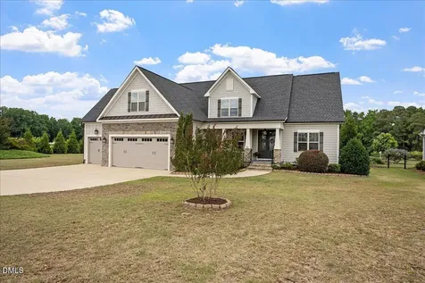 21 Home Run Alley Benson NC 27504