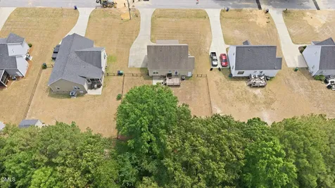 912 E Birchwood Drive Nashville NC 27856