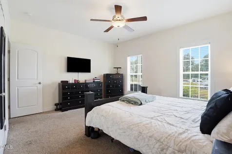 912 E Birchwood Drive Nashville NC 27856