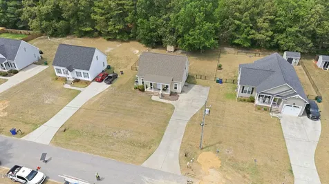912 E Birchwood Drive Nashville NC 27856