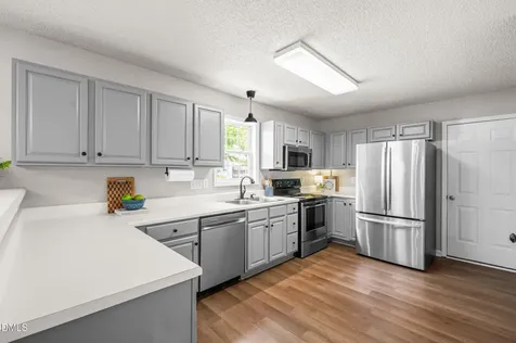 1429 E Stone Arch Drive Fuquay Varina NC 27526