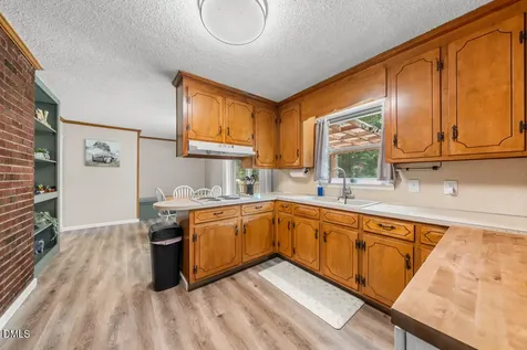 4184 Fairport Road Kittrell NC 27544