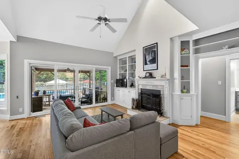 11912 Pembridge Lane Raleigh NC 27613