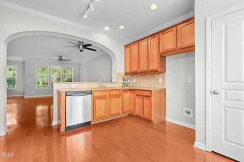 5813 Cameo Glass Way Raleigh NC 27612