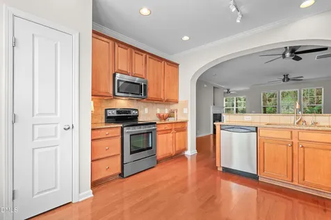 5813 Cameo Glass Way Raleigh NC 27612