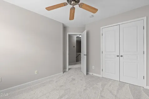 5813 Cameo Glass Way Raleigh NC 27612