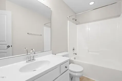 5813 Cameo Glass Way Raleigh NC 27612