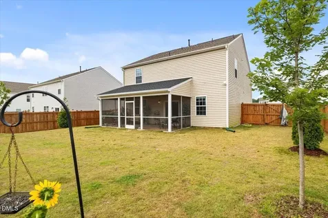 269 Blue Aspen Drive Fuquay Varina NC 27526