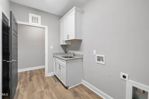 183 Batten Hill Lane Selma NC 27576