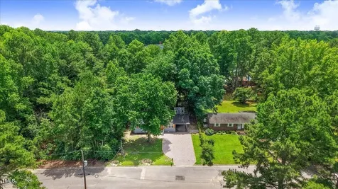 412 E 18th Street Scotland Neck NC 27874