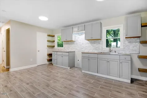 412 E 18th Street Scotland Neck NC 27874