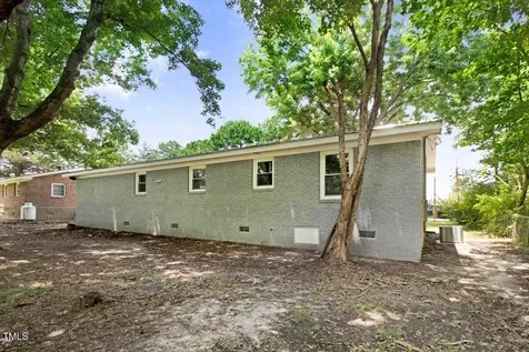 412 E 18th Street Scotland Neck NC 27874