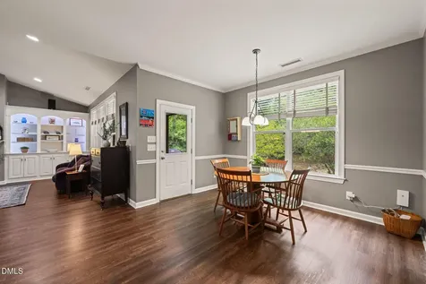 624 E Hatterleigh Avenue Hillsborough NC 27278