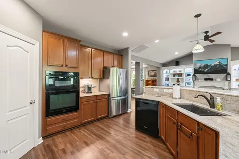 624 E Hatterleigh Avenue Hillsborough NC 27278
