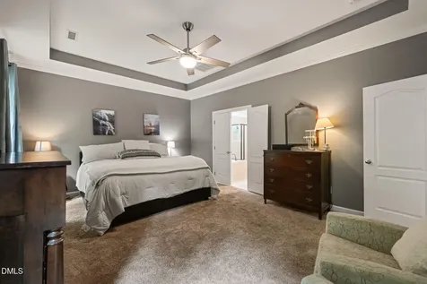 624 E Hatterleigh Avenue Hillsborough NC 27278