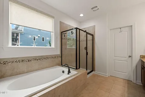 624 E Hatterleigh Avenue Hillsborough NC 27278