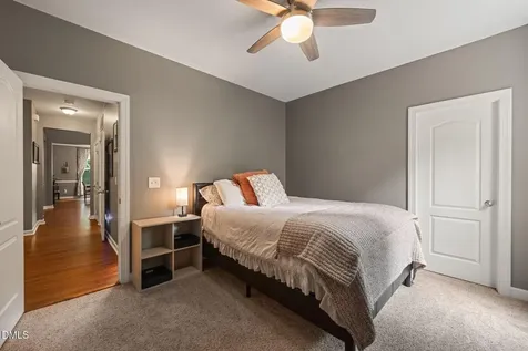 624 E Hatterleigh Avenue Hillsborough NC 27278