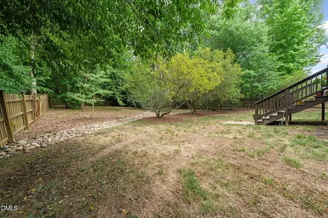 624 E Hatterleigh Avenue Hillsborough NC 27278