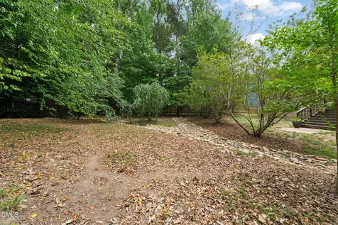 624 E Hatterleigh Avenue Hillsborough NC 27278