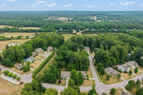 624 E Hatterleigh Avenue Hillsborough NC 27278