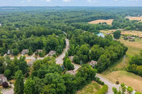 624 E Hatterleigh Avenue Hillsborough NC 27278
