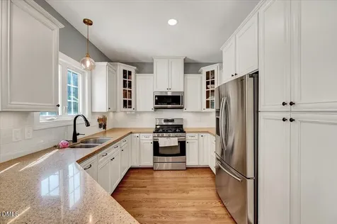 1009 Country Glen Court Apex NC 27502