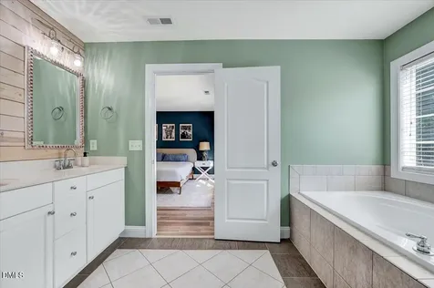 1009 Country Glen Court Apex NC 27502