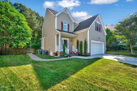 1009 Country Glen Court Apex NC 27502
