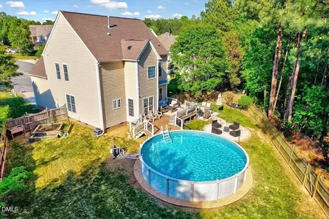 1009 Country Glen Court Apex NC 27502